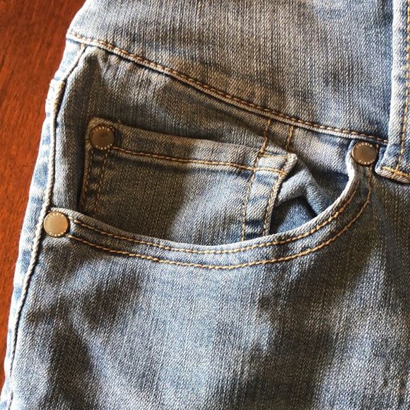 Torrid Size 20 shortJeans Women Premium 3 Button Medium Wash Jegging Skinny Fit - Picture 8 of 16